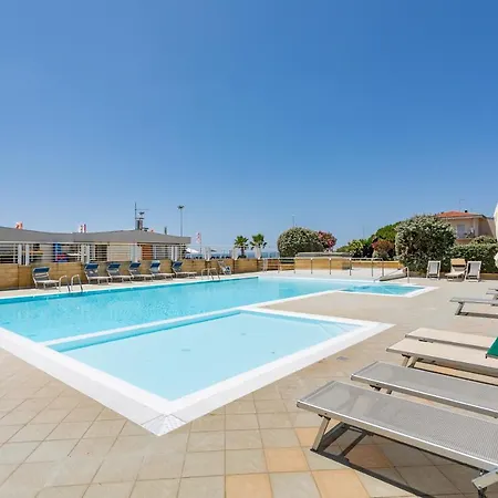 Apartament La Casa Del Sole - Con Piscina Frontemare A Pochi Minuti Da Oristano *